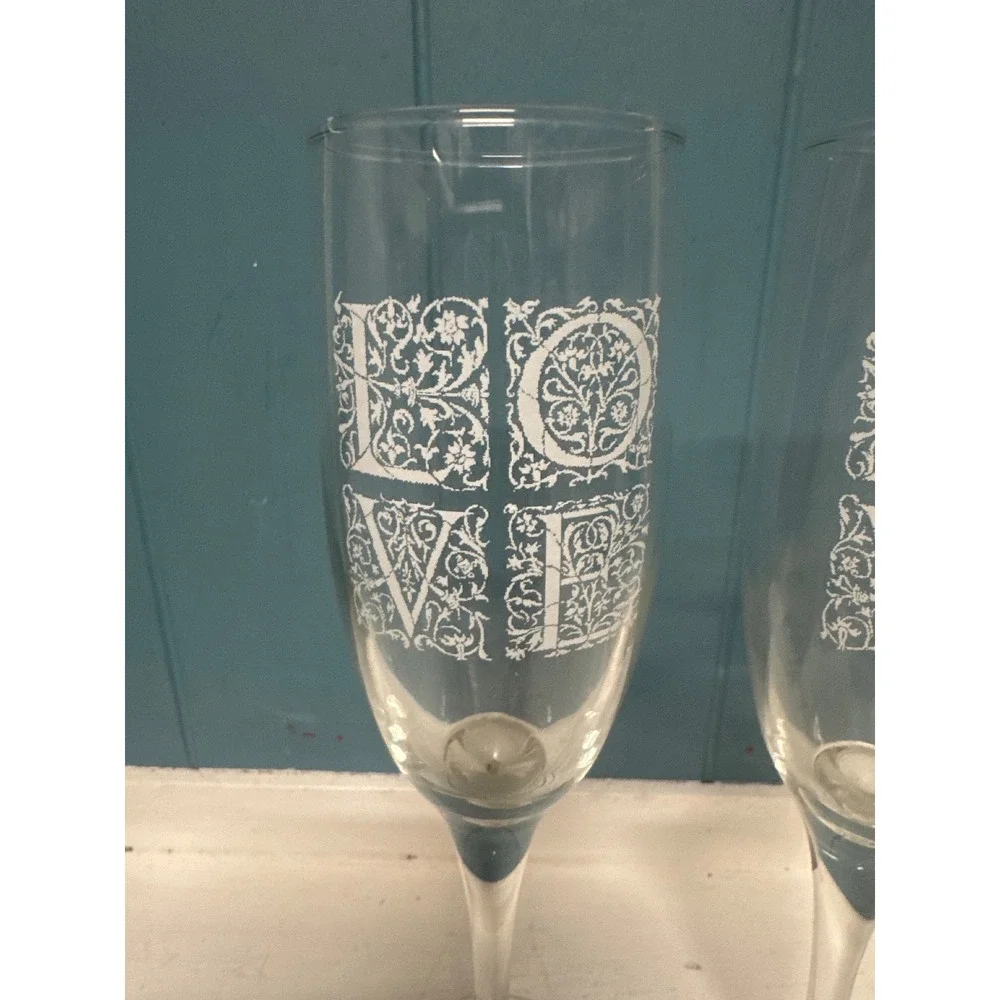 Set of 2 Clear Glass Champagne Flutes 